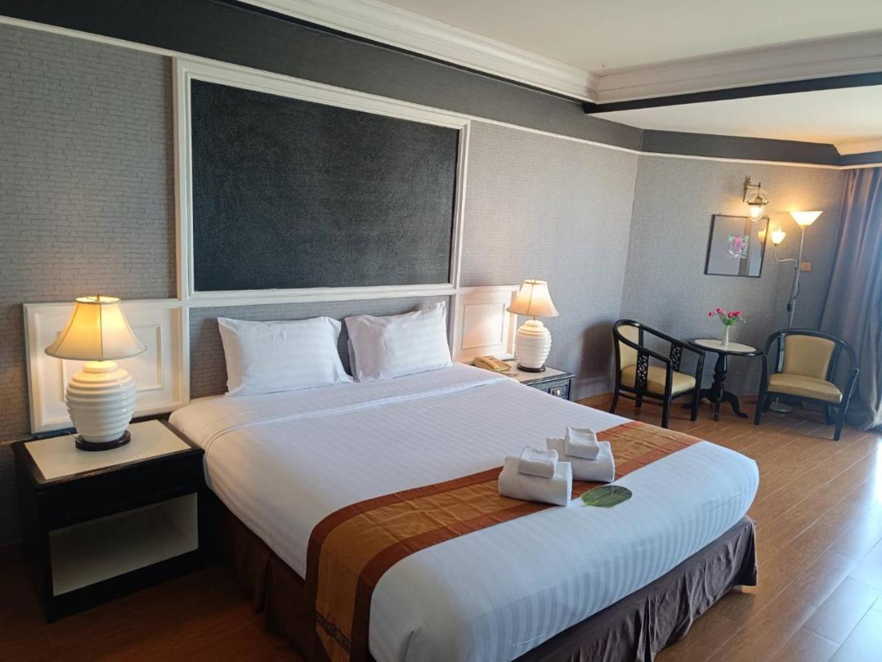 Hotel First Pacific Cirrus Pattaya Zewnętrze zdjęcie