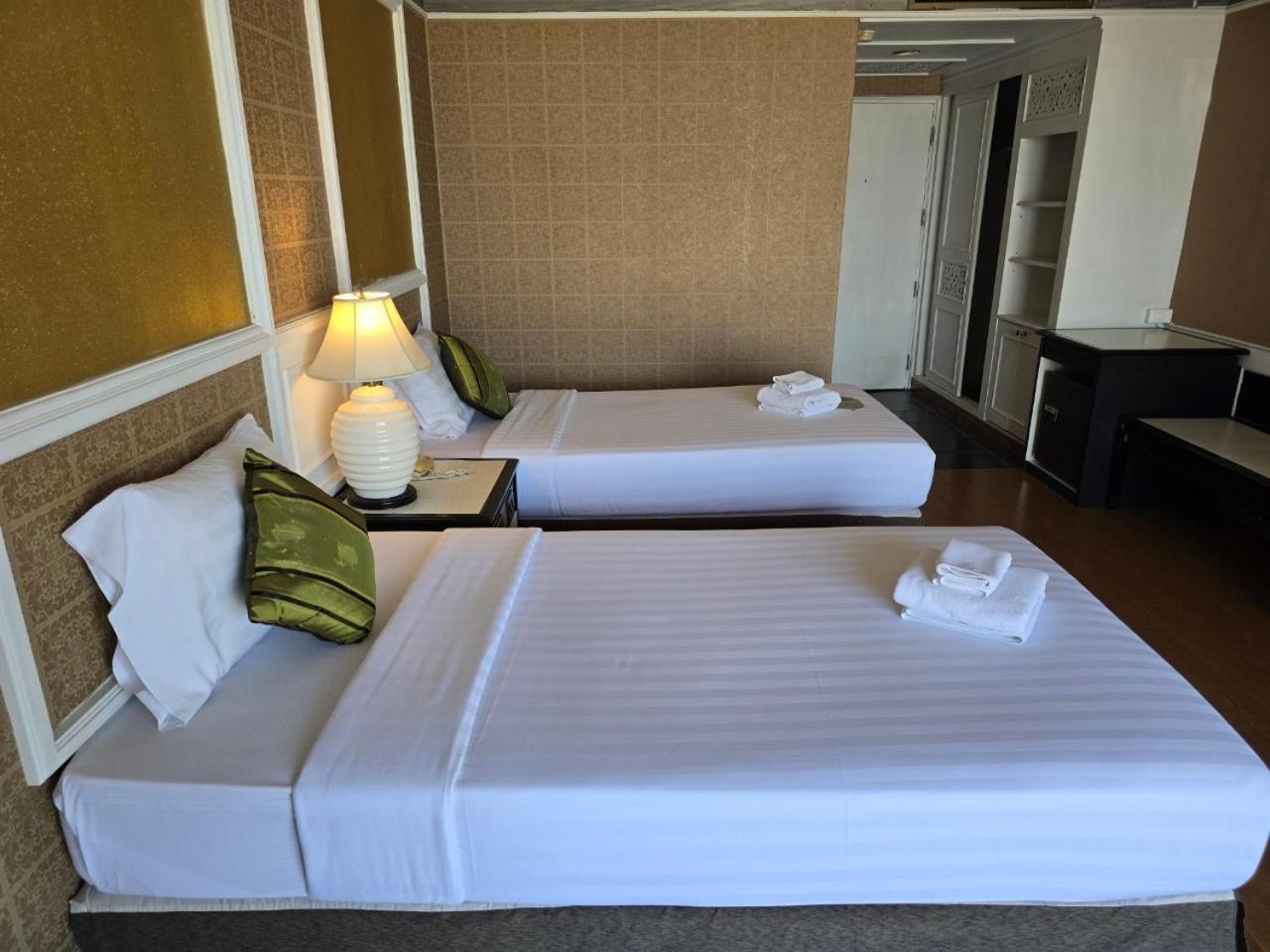 Hotel First Pacific Cirrus Pattaya Zewnętrze zdjęcie