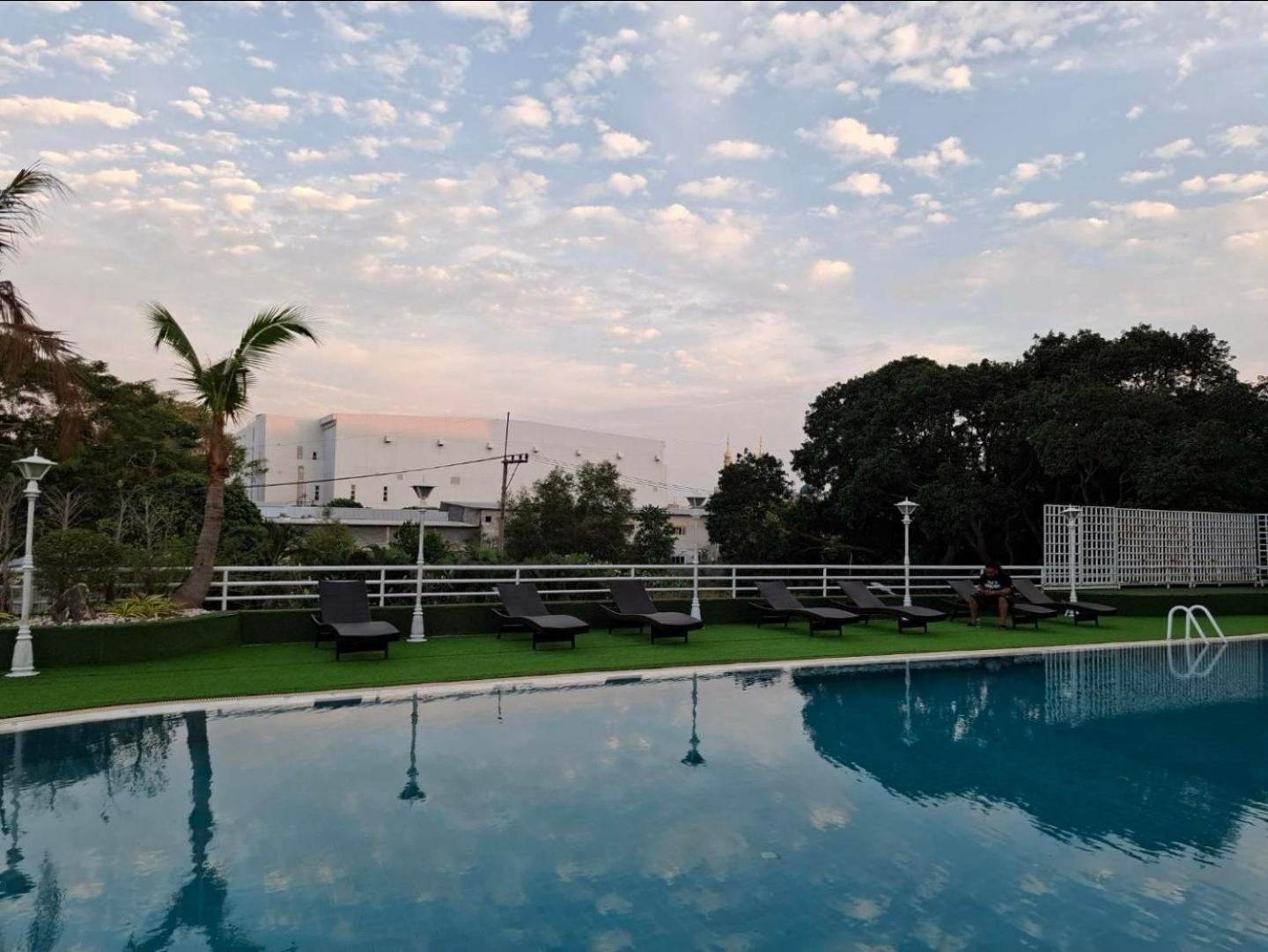 Hotel First Pacific Cirrus Pattaya Zewnętrze zdjęcie
